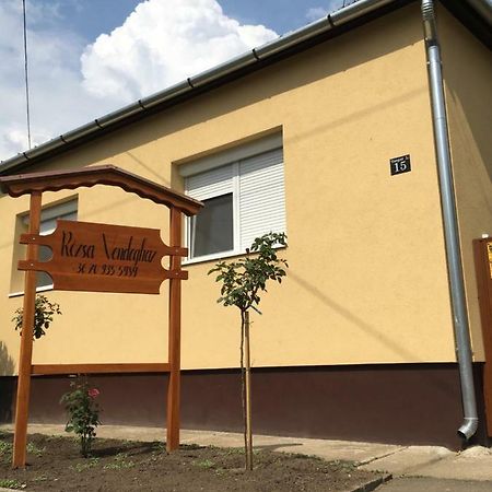 Rozsa Vendeghaz Hotel Tokaj Bagian luar foto