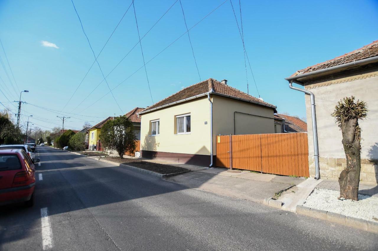 Rozsa Vendeghaz Hotel Tokaj Bagian luar foto