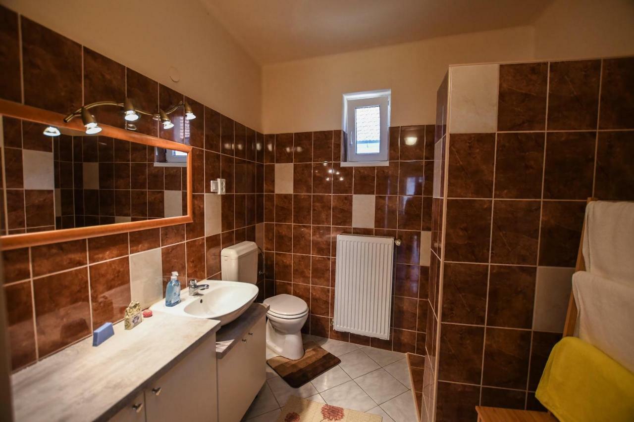 Rozsa Vendeghaz Hotel Tokaj Bagian luar foto