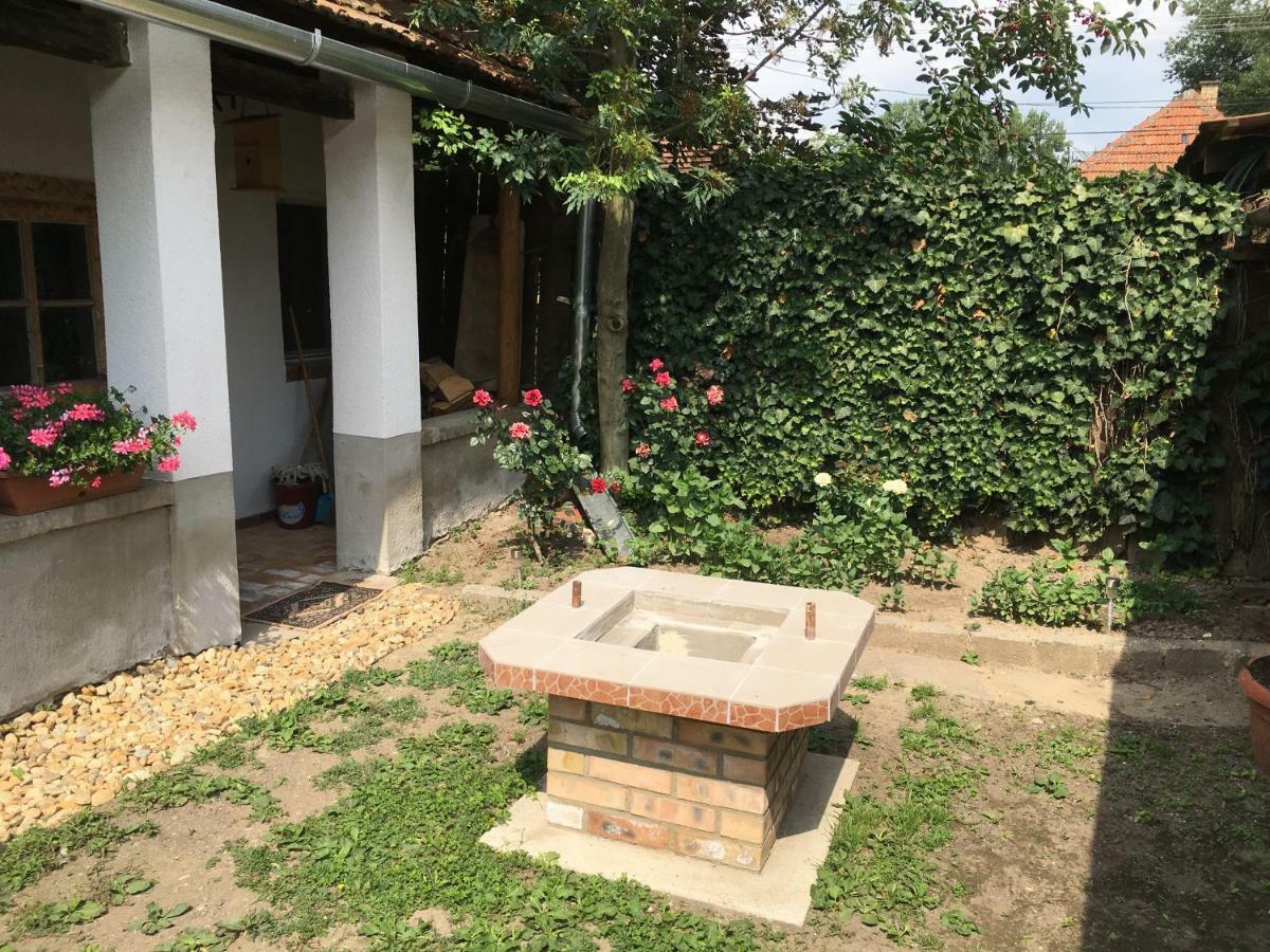 Rozsa Vendeghaz Hotel Tokaj Bagian luar foto