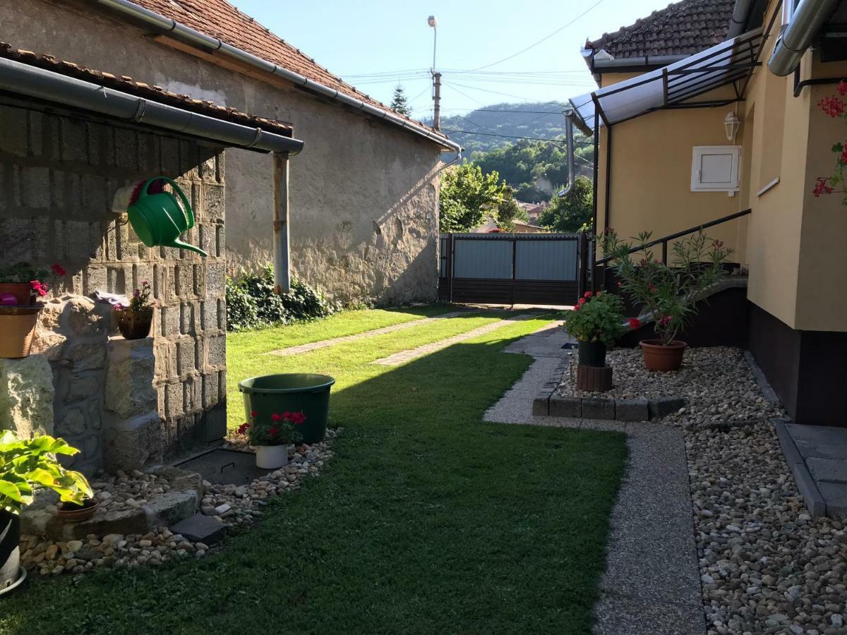 Rozsa Vendeghaz Hotel Tokaj Bagian luar foto